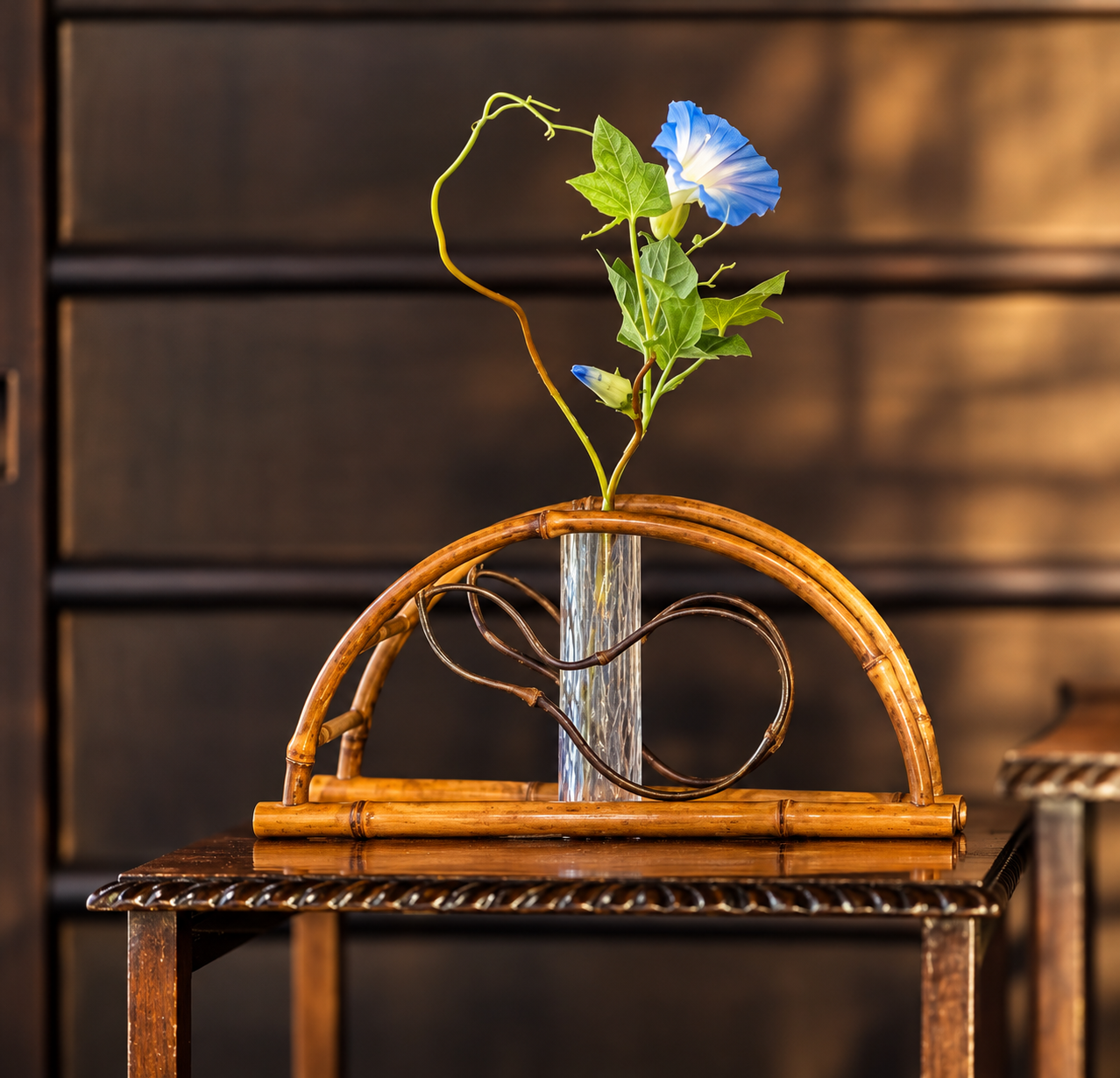 古い道具を花器として楽しむ